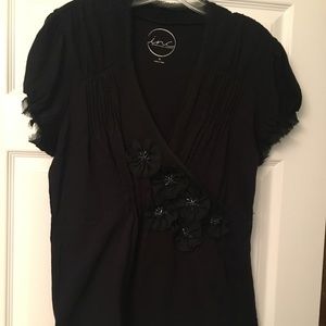 Pretty INC black woman’s XL short sleeve top